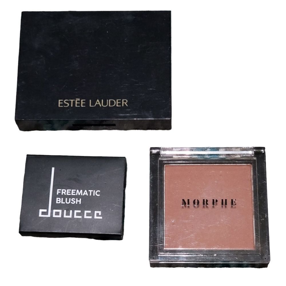 Bundle of blush/ bronzer and shadow